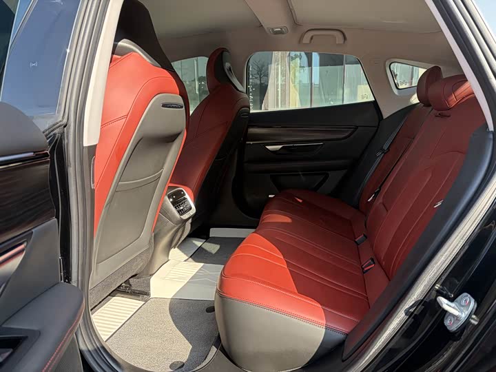 Фото 5 - XPeng P7