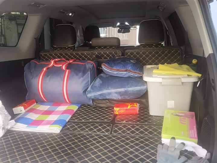 Фото 4 - Ford Equator