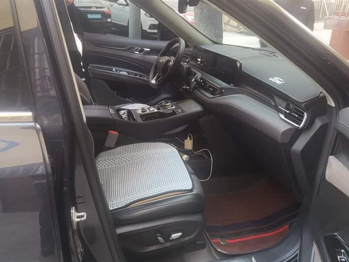 Фото 8 - Ford Equator