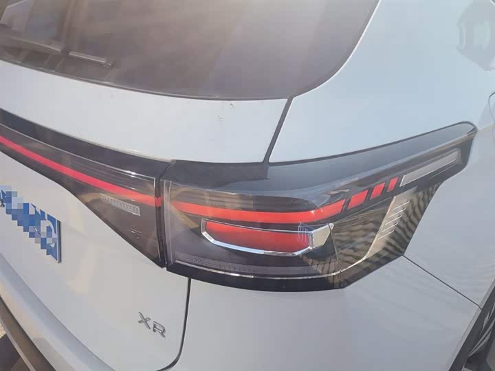 Фото 8 - Volkswagen Tharu