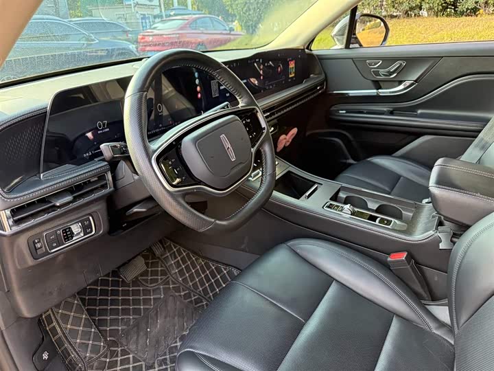 Фото 7 - Lincoln Corsair