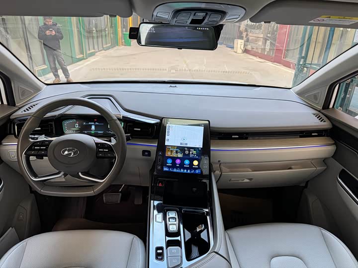 Фото 7 - Hyundai Custo