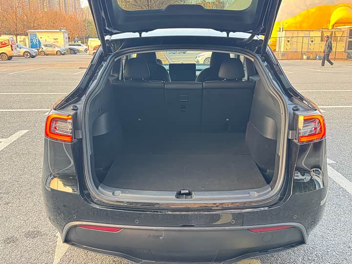 Фото 7 - Tesla Model Y