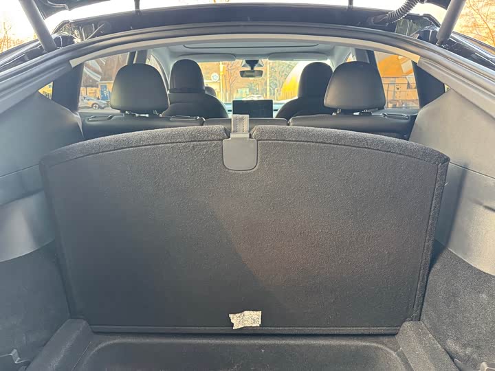 Фото 8 - Tesla Model Y