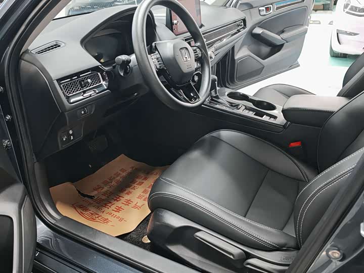 Фото 8 - Honda Civic