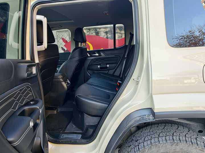 Фото 9 - Tank 300 Hybrid