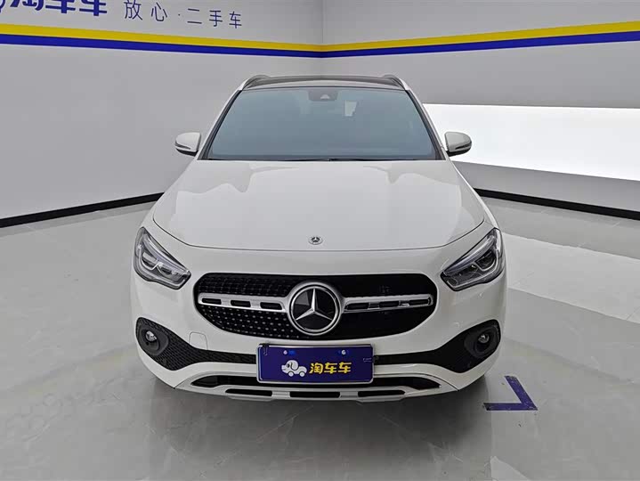 Фото 2 - Mercedes-Benz GLA-Class