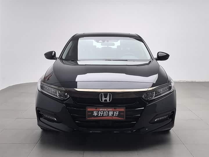 Фото 3 - Honda Accord