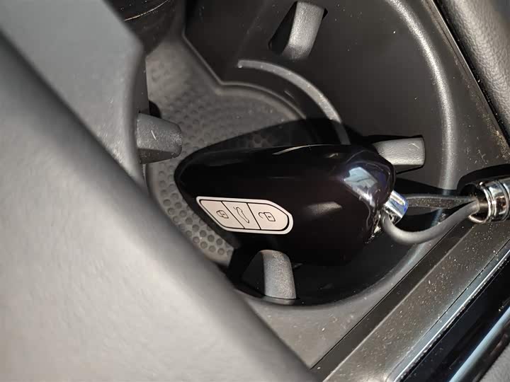 Фото 9 - Volkswagen Teramont Pro