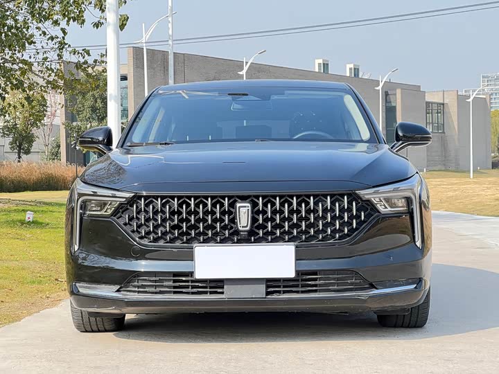 Фото 2 - Bestune B70