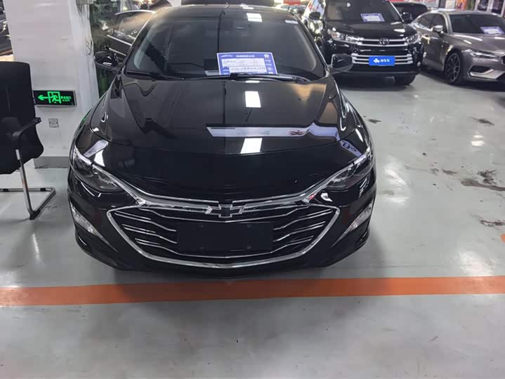 Фото 2 - Chevrolet Malibu XL