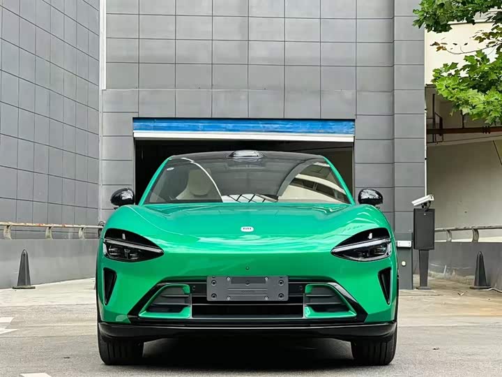 Фото 2 - Xiaomi YU7