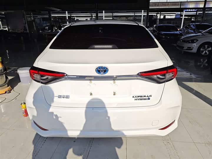 Фото 6 - Toyota Corolla