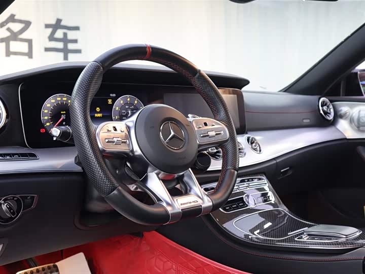 Фото 8 - Mercedes-Benz E-Class AMG