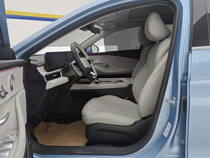 Фото 9 - Chery Fulwin A8