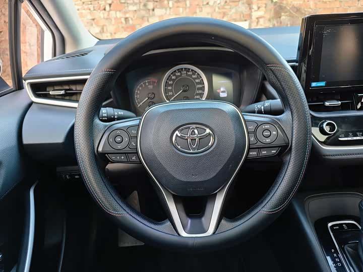 Фото 6 - Toyota Allion