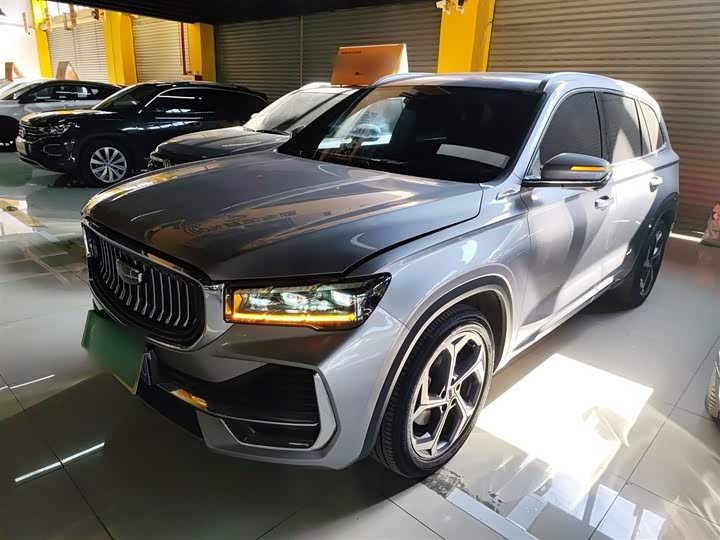 Фото 2 - Geely Monjaro