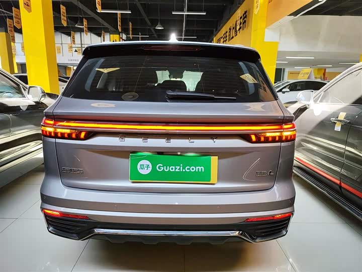 Фото 6 - Geely Monjaro