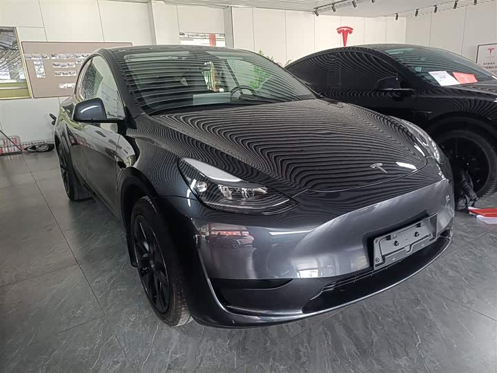 Фото 4 - Tesla Model Y