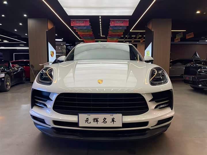 Фото 2 - Porsche Macan