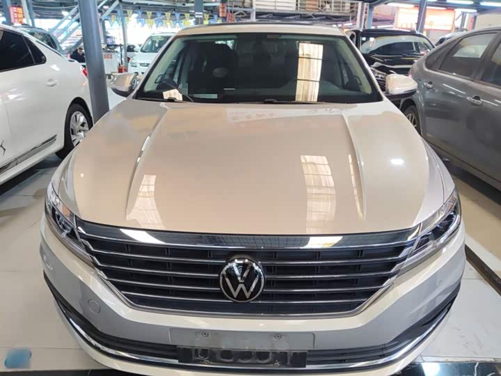 Фото 3 - Volkswagen Lavida