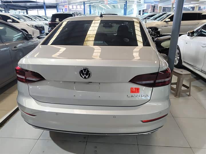 Фото 6 - Volkswagen Lavida