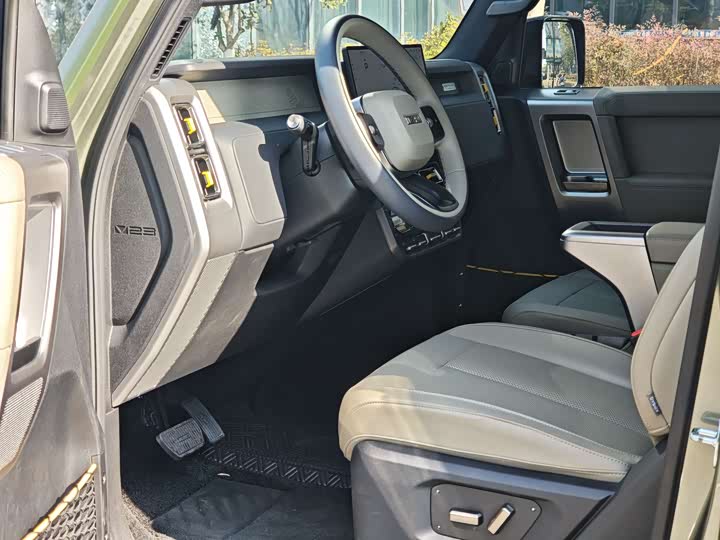 Фото 9 - Chery iCar V23