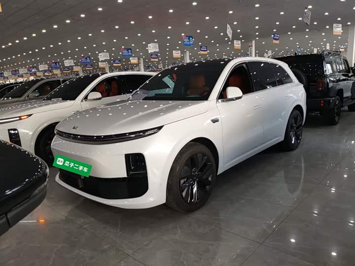 Фото 1 - LiXiang L6