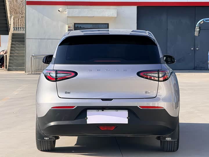 Фото 4 - Geely Galaxy Geome