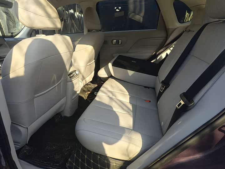 Фото 6 - Leapmotor B10