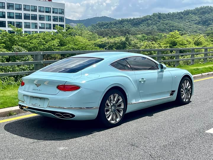Фото 6 - Bentley Continental GT