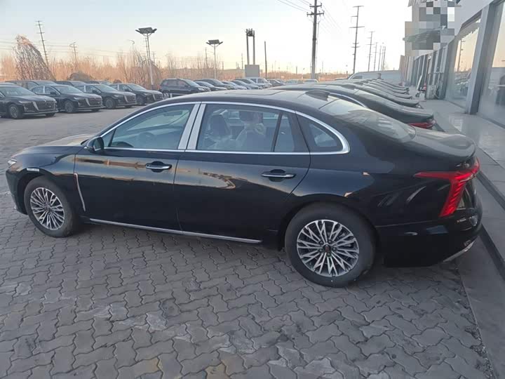 Фото 5 - Hongqi H5