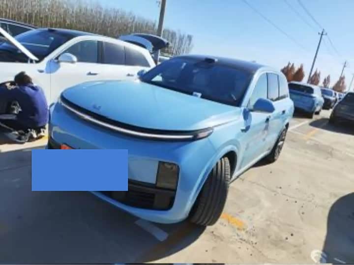 Фото 1 - LiXiang L8