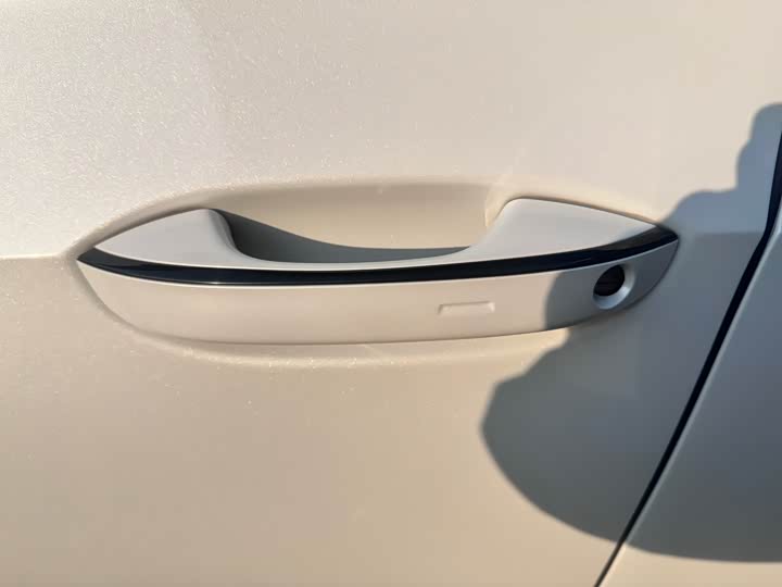 Фото 5 - Volkswagen Golf