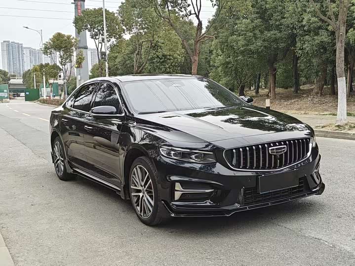 Фото 3 - Geely Preface