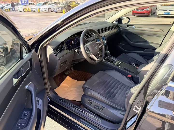 Фото 4 - Volkswagen Magotan