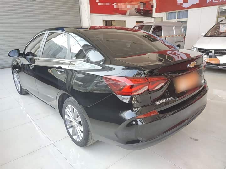 Фото 5 - Chevrolet Monza