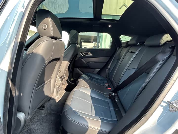 Фото 5 - Land Rover Range Rover Velar