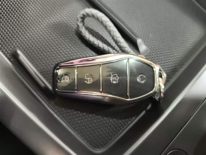 Фото 9 - BYD Qin Plus