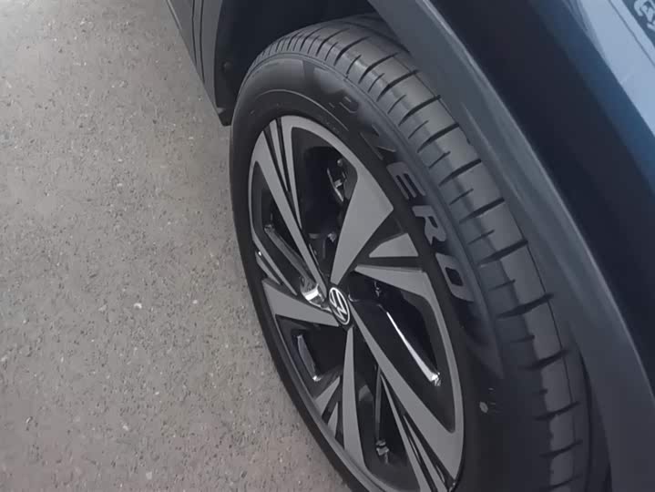 Фото 6 - Volkswagen ID.6 Crozz