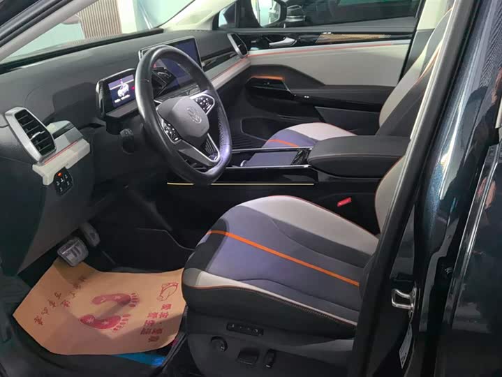 Фото 9 - Volkswagen ID.6 Crozz