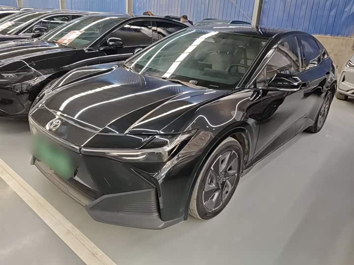 Фото 2 - Toyota bZ3