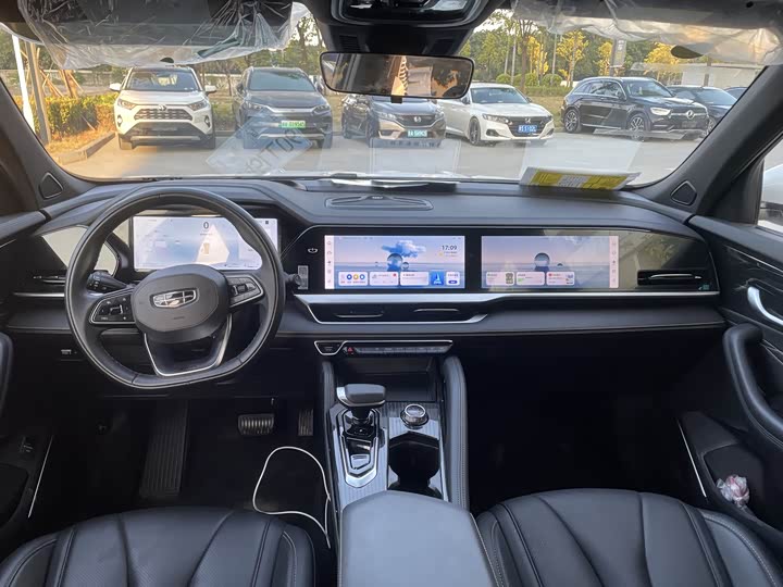 Фото 6 - Geely Monjaro