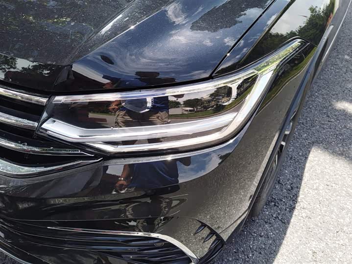 Фото 5 - Volkswagen Tiguan L Pro