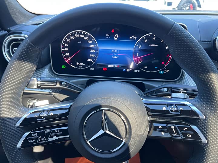 Фото 5 - Mercedes-Benz C-Class