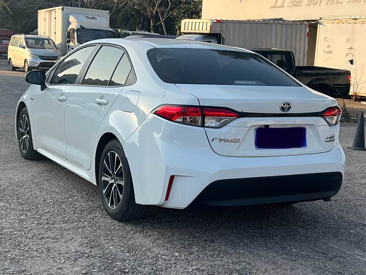 Фото 2 - Toyota Levin