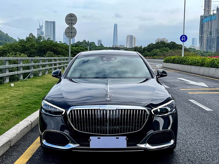 Фото 2 - Mercedes-Benz Maybach S-Class