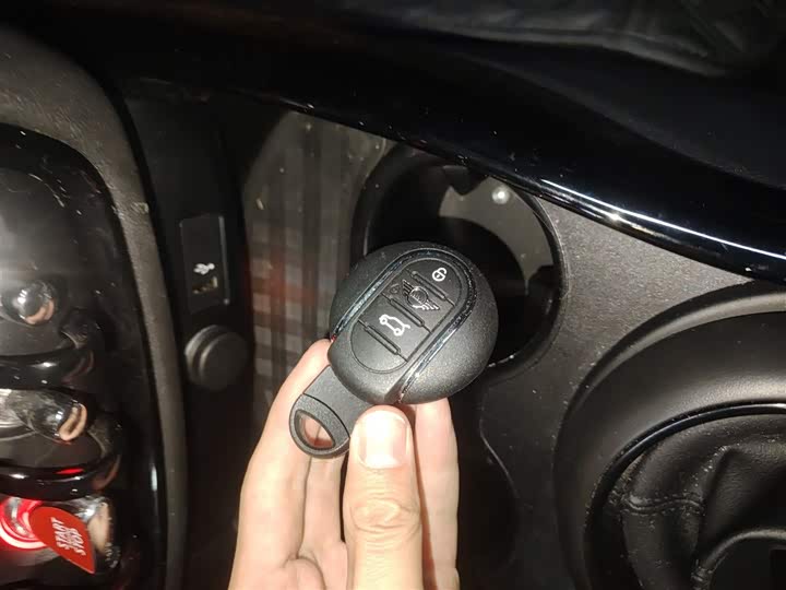 Фото 9 - Mini Clubman