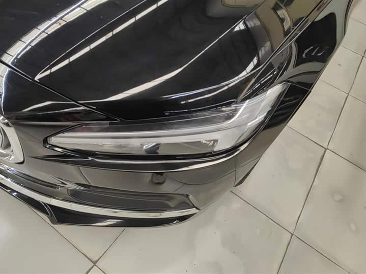 Фото 5 - Volvo S90