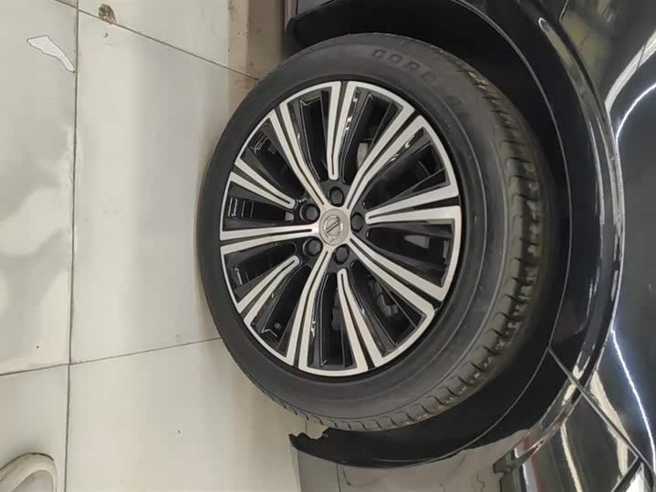 Фото 6 - Volvo S90